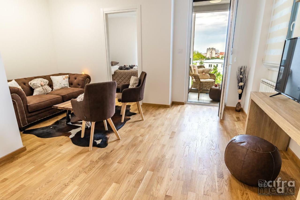 Apartmani Alexandar15 Нови Сад Екстериор снимка