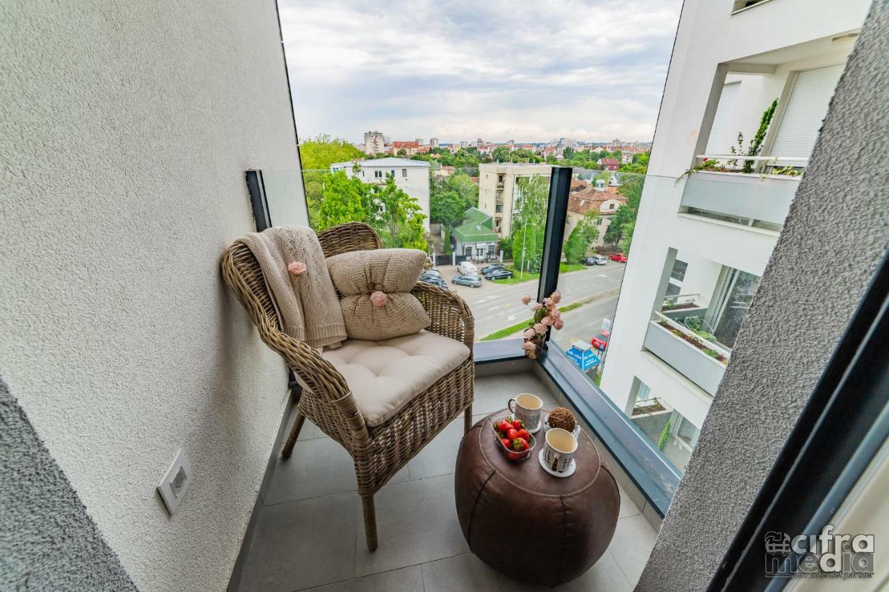 Apartmani Alexandar15 Нови Сад Екстериор снимка